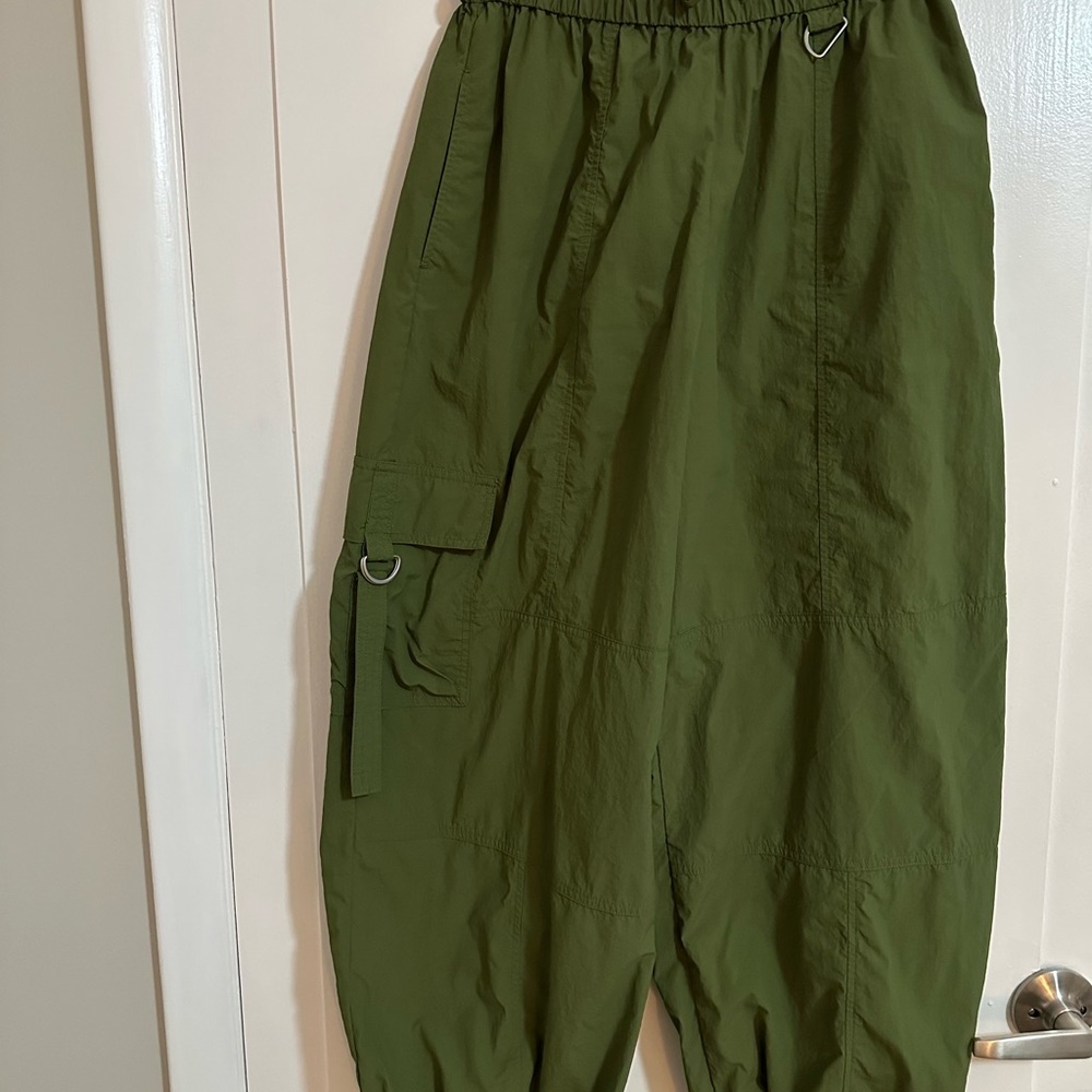 Urban Outfitters Olive Green Cargo ‘Parachute’ Pants, Size Small